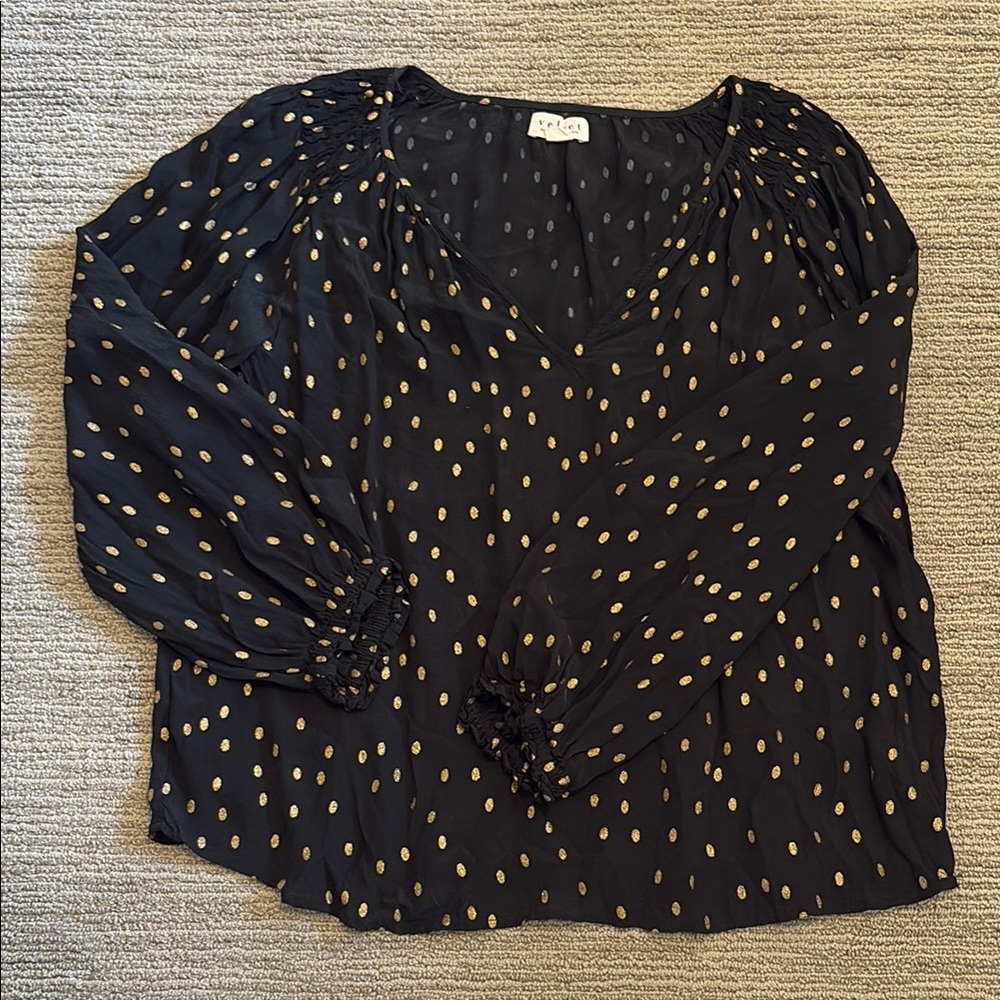 Velvet by Graham & Spencer Black and White Ruched Long Sleeve Blouse